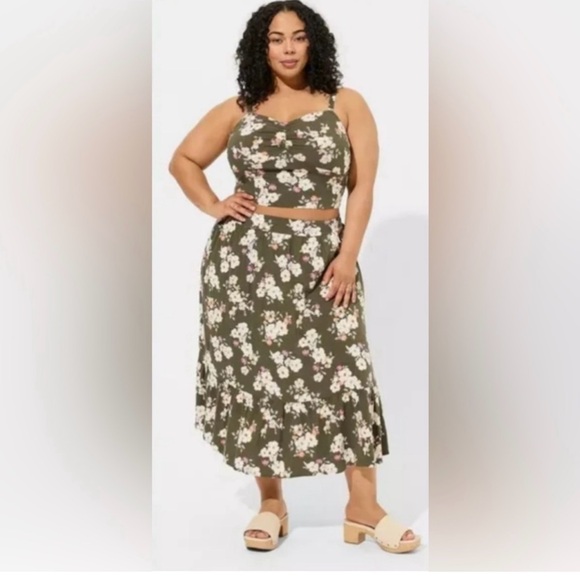 Torrid Floral Green Two-Piece Outfit - Picture 2 of 2